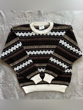 Vintage Northwest Territory Sweater